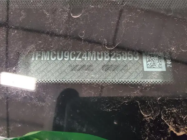 1FMCU9CZ4MUB25853 2021 FORD ESCAPE - Image 8