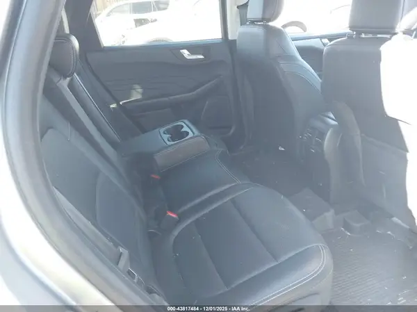 1FMCU9CZ7MUA51926 2021 FORD ESCAPE - Image 8