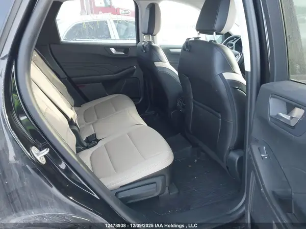 1FMCU9CZ7NUA76908 2022 FORD ESCAPE - Image 8