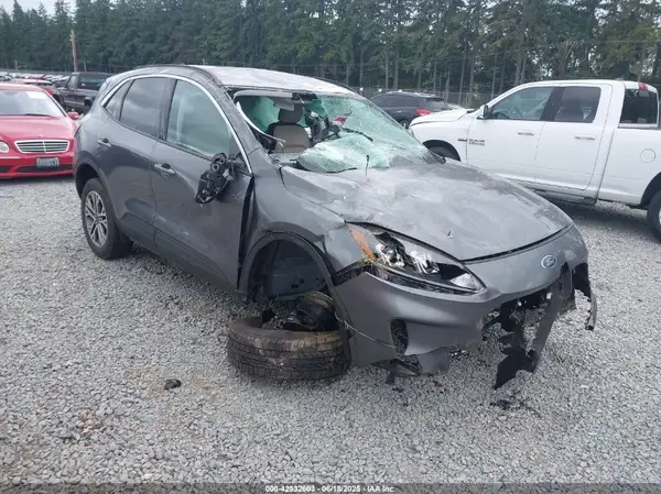 1FMCU9CZ9MUA82756 2021 FORD ESCAPE - Image 1
