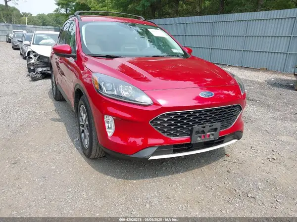 1FMCU9CZ9NUA39276 2022 FORD ESCAPE - Image 1
