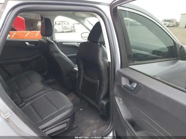 1FMCU9CZ9NUA59334 2022 FORD ESCAPE - Image 8
