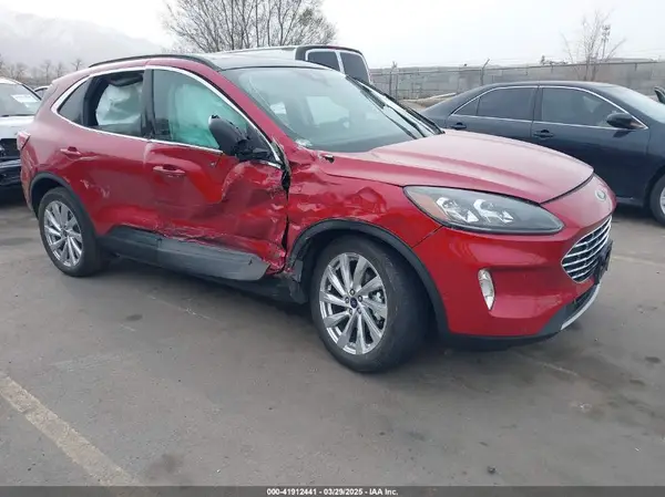 1FMCU9DZ1MUA01599 2021 FORD ESCAPE - Image 1