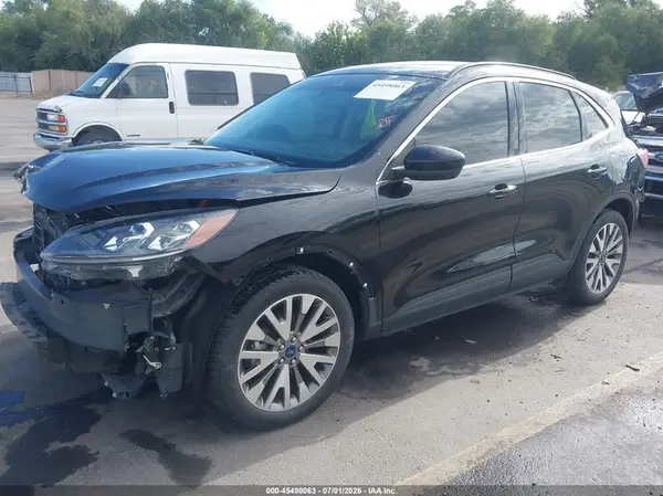 1FMCU9DZ2MUA71242 2021 FORD ESCAPE - Image 2