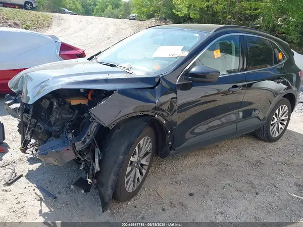 1FMCU9DZ3MUA82640 2021 FORD ESCAPE - Image 2