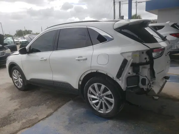 1FMCU9DZ3NUA23878 2022 FORD ESCAPE - Image 2