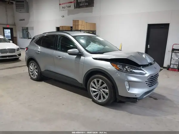 1FMCU9DZ3NUA79061 2022 FORD ESCAPE - Image 1