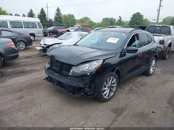 1FMCU9DZ5MUA18079 2021 FORD ESCAPE - Image 2