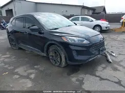 1FMCU9F62NUB71409 2022 FORD ESCAPE
