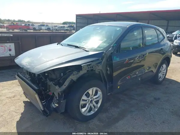 1FMCU9F63LUA11097 2020 FORD ESCAPE - Image 2