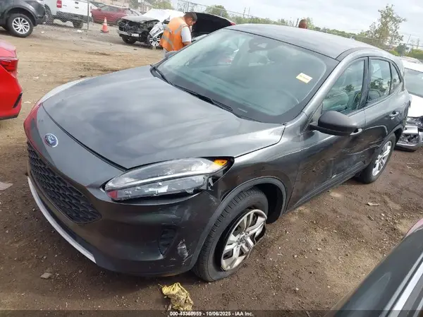 1FMCU9F65LUA09383 2020 FORD ESCAPE - Image 2