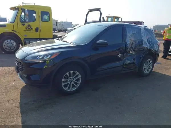 1FMCU9F67MUA45688 2021 FORD ESCAPE - Image 2