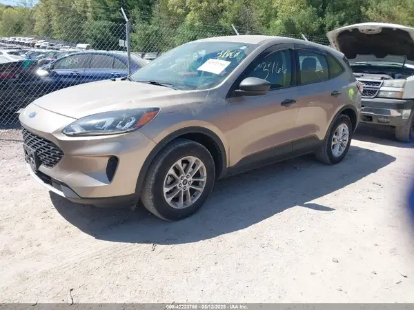1FMCU9F69LUB90911 2020 FORD ESCAPE - Image 2