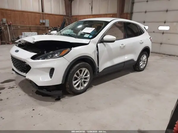 1FMCU9G60LUA92123 2020 FORD ESCAPE - Image 2