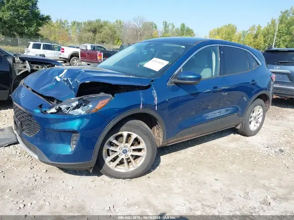 1FMCU9G60LUB87104 2020 FORD ESCAPE - Image 2