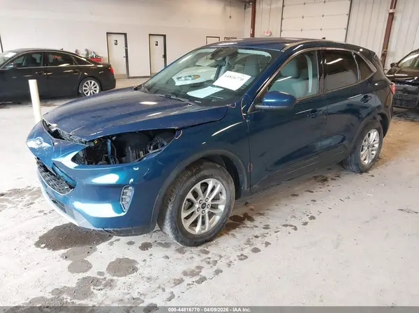 1FMCU9G60LUC04340 2020 FORD ESCAPE - Image 2