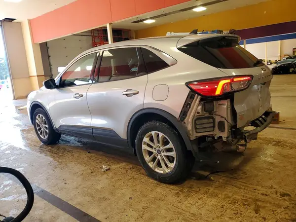 1FMCU9G60LUC16763 2020 FORD ESCAPE - Image 2