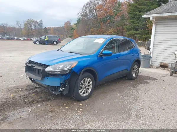 1FMCU9G60LUC22272 2020 FORD ESCAPE - Image 2