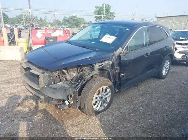 1FMCU9G60LUC51058 2020 FORD ESCAPE - Image 2
