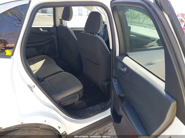 1FMCU9G60MUA07590 2021 FORD ESCAPE - Image 8