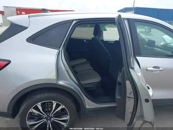1FMCU9G60MUA18508 2021 FORD ESCAPE - Image 8