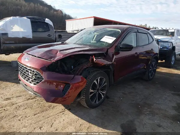 1FMCU9G60MUA32361 2021 FORD ESCAPE - Image 2