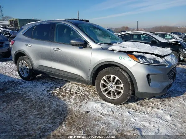 1FMCU9G60MUA46566 2021 FORD ESCAPE - Image 1