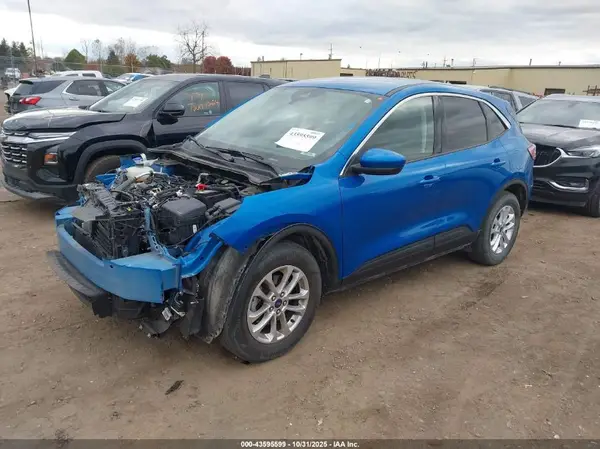 1FMCU9G60MUA74206 2021 FORD ESCAPE - Image 2