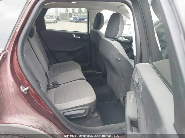 1FMCU9G60MUA88168 2021 FORD ESCAPE - Image 8