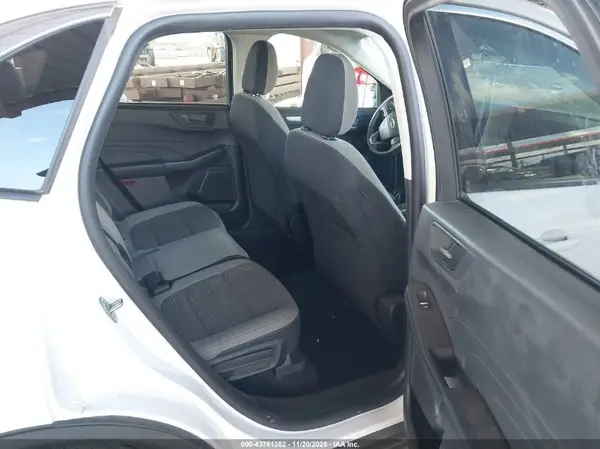 1FMCU9G60NUA60694 2022 FORD ESCAPE - Image 8