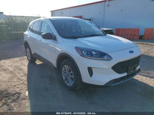 1FMCU9G60NUA61330 2022 FORD ESCAPE - Image 1