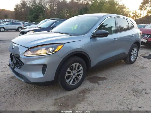 1FMCU9G60NUB23163 2022 FORD ESCAPE - Image 2