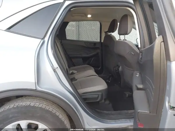 1FMCU9G60NUB23163 2022 FORD ESCAPE - Image 8