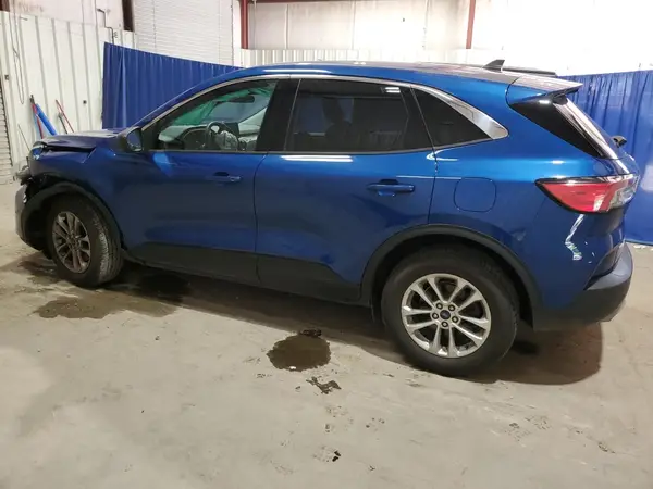 1FMCU9G60NUB95626 2022 FORD ESCAPE - Image 2