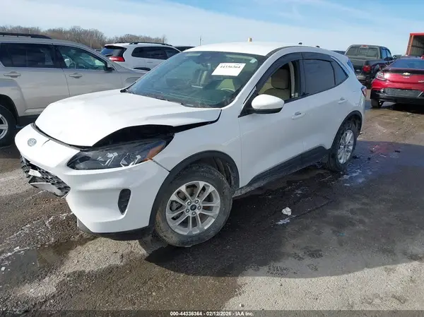 1FMCU9G61LUA55968 2020 FORD ESCAPE - Image 2
