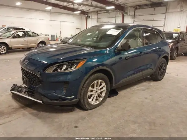 1FMCU9G61LUA71328 2020 FORD ESCAPE - Image 2