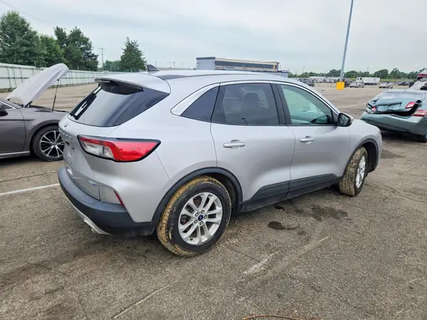 1FMCU9G61LUB25579 2020 FORD ESCAPE - Image 2