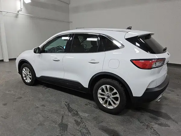1FMCU9G61LUB72613 2020 FORD ESCAPE - Image 2