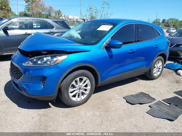 1FMCU9G61LUC16349 2020 FORD ESCAPE - Image 2