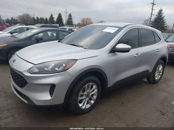 1FMCU9G61LUC17761 2020 FORD ESCAPE - Image 2