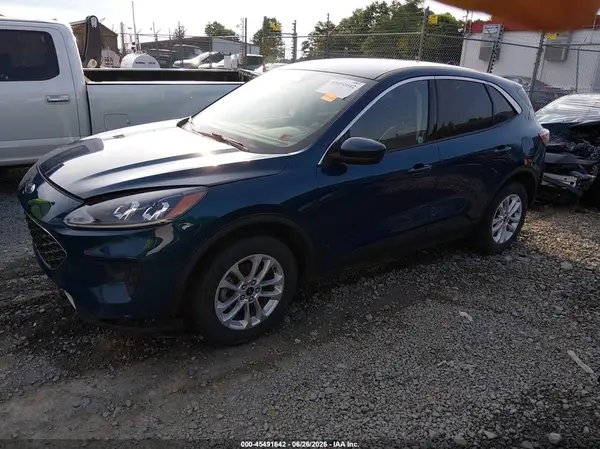 1FMCU9G61LUC42742 2020 FORD ESCAPE - Image 2