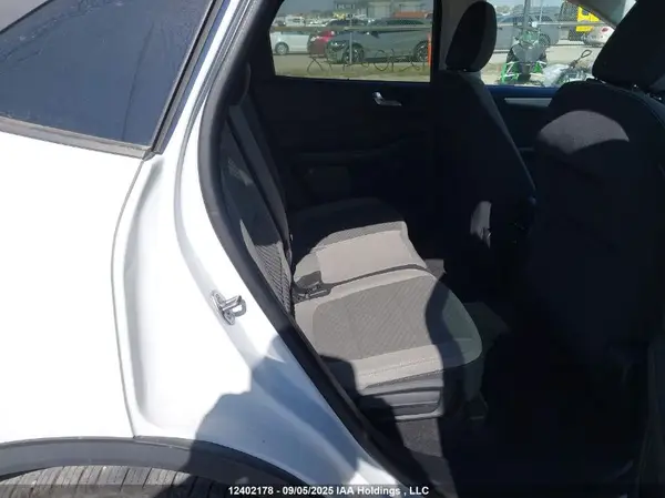 1FMCU9G61MUA11129 2021 FORD ESCAPE - Image 8