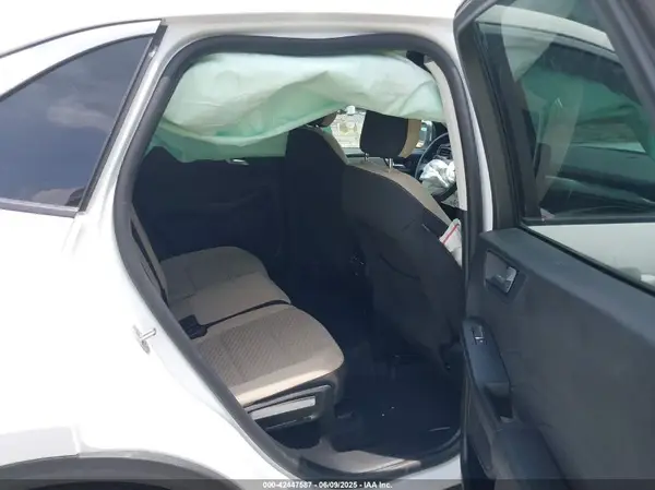 1FMCU9G61MUA30151 2021 FORD ESCAPE - Image 8
