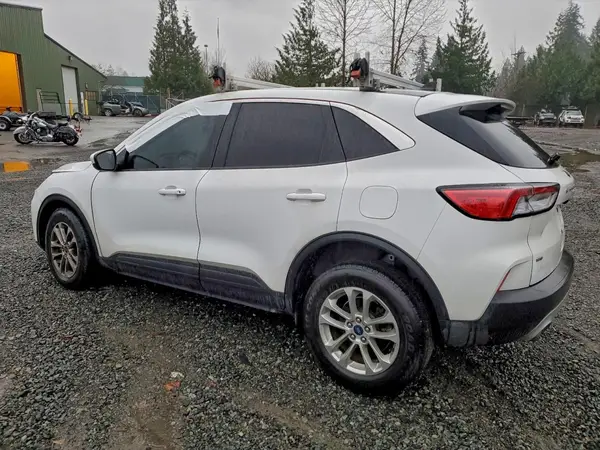 1FMCU9G61MUA94948 2021 FORD ESCAPE - Image 2