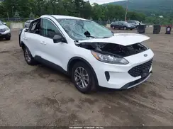 1FMCU9G61NUA02495 2022 FORD ESCAPE