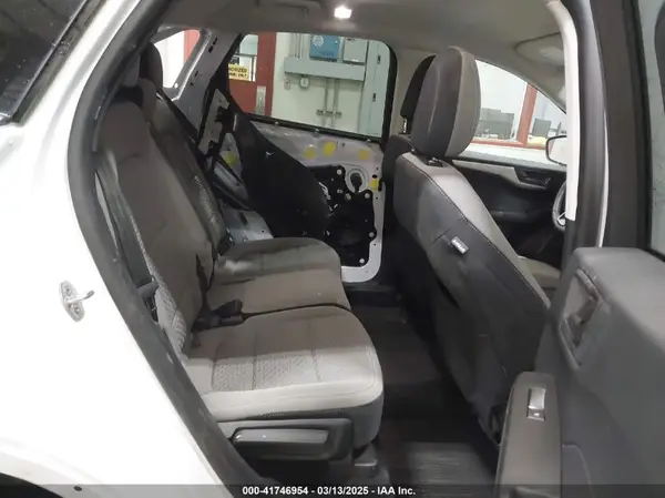 1FMCU9G61NUA42771 2022 FORD ESCAPE - Image 8