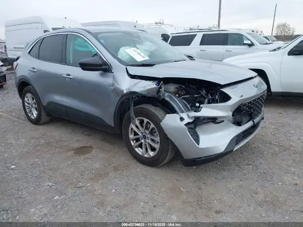 1FMCU9G61NUA94658 2022 FORD ESCAPE - Image 1