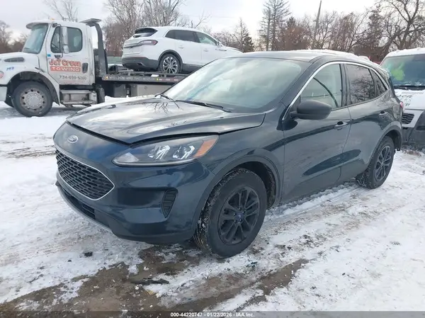1FMCU9G61NUB24600 2022 FORD ESCAPE - Image 2