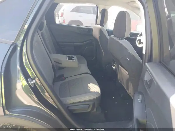1FMCU9G61NUB35791 2022 FORD ESCAPE - Image 8