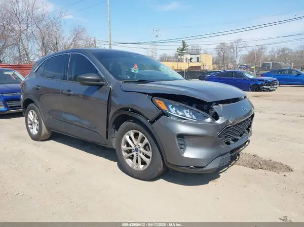 1FMCU9G61NUB79368 2022 FORD ESCAPE - Image 1